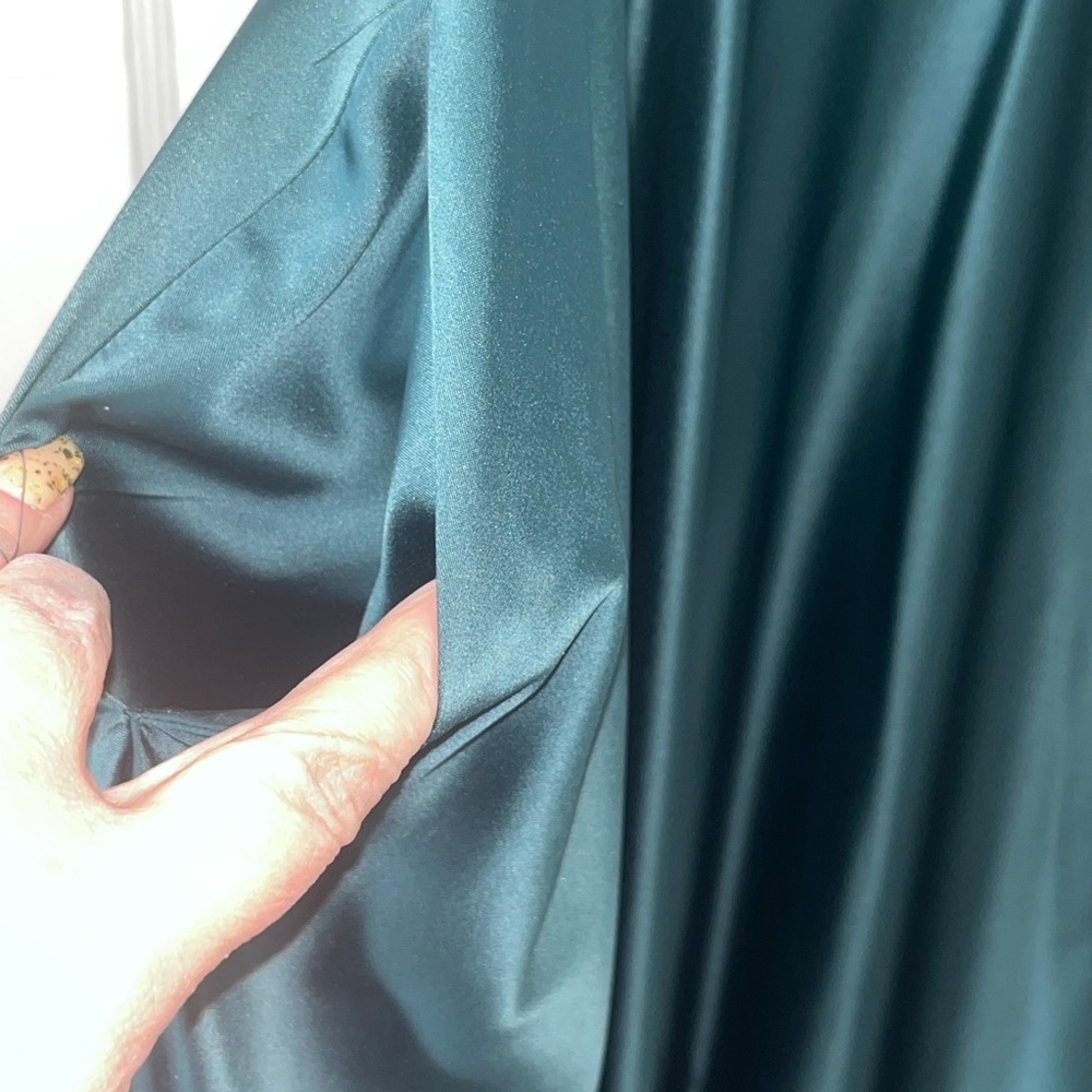 PROM DRESS - Picture 5 of 6